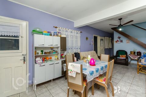Image 3 - 232207